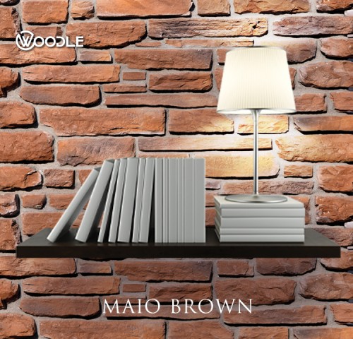 MAIO BROWN